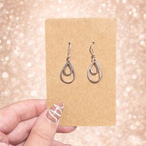 Elegant Vintage Silver Teardrop Earrings